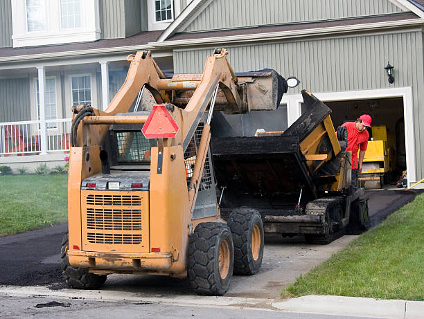 Best Local Driveway Pavers  in Le Mars, IA